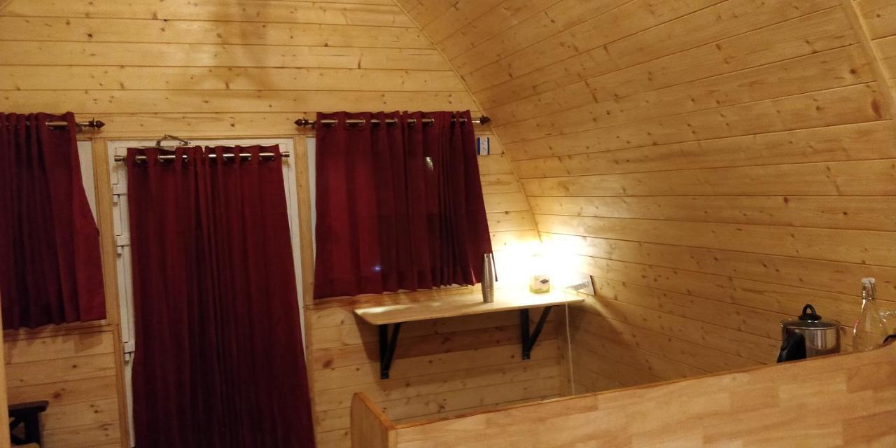 Bed and Breakfast Cozy Capsules - Modern Hut Kukkal Экстерьер фото